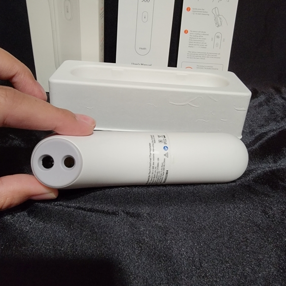 iHealth PT3 Infrared No-Touch Digital Forehead Thermometer Gently Used - Picture 2 of 7